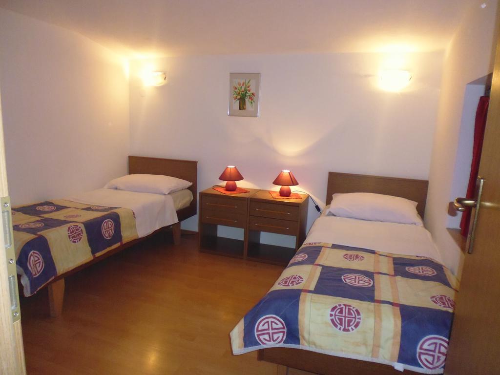 Apartments Jadranka Povile Novi Vinodolski Phòng bức ảnh