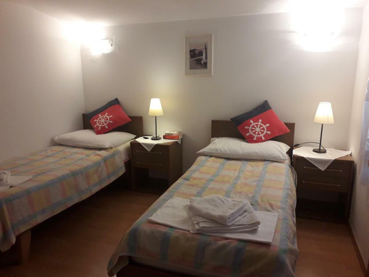 Apartments Jadranka Povile Novi Vinodolski Ngoại thất bức ảnh